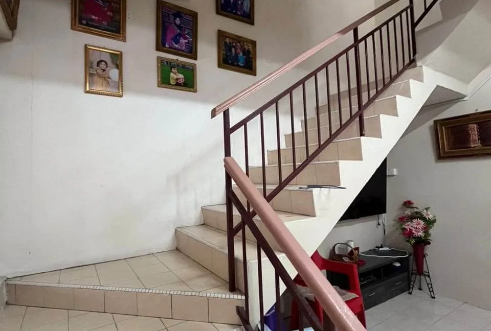 rumah-teres-dua-tingkat-untuk-dijual-di-taman-wangsa-jaya-tanjong-malim-09