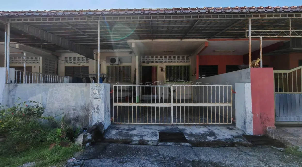 Rumah teres setingkat untuk dijual di Taman Wing Onn, Ipoh, Perak