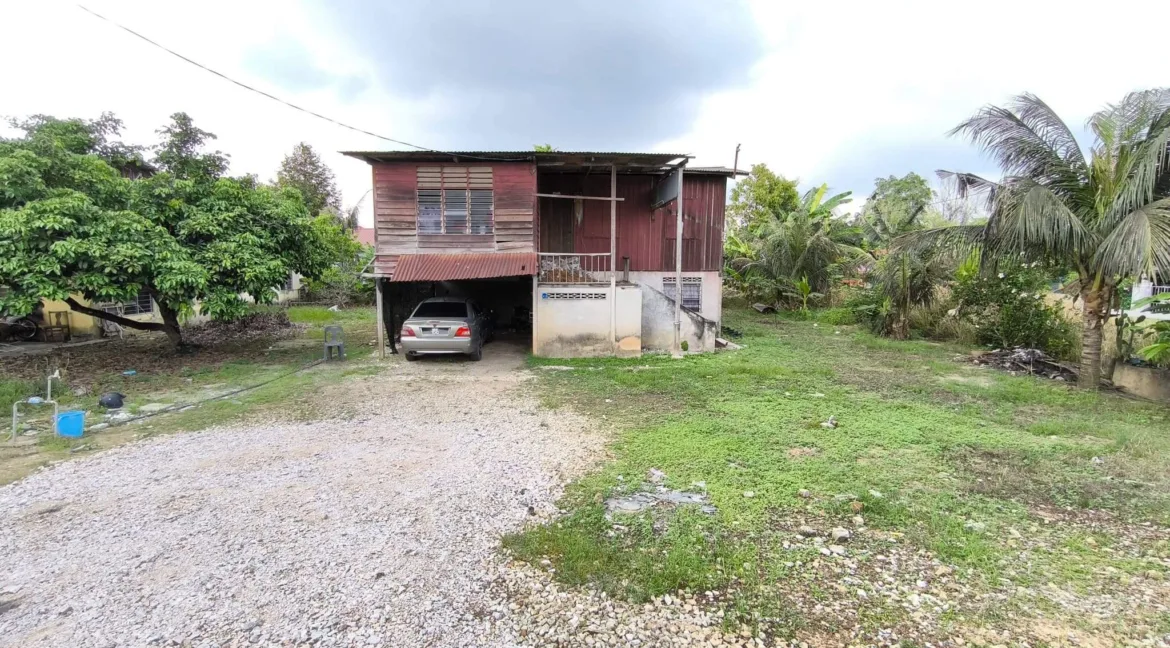 Tanah lot kediaman untuk dijual di Seberang Perak, Pasir Salak, Perak Tengah