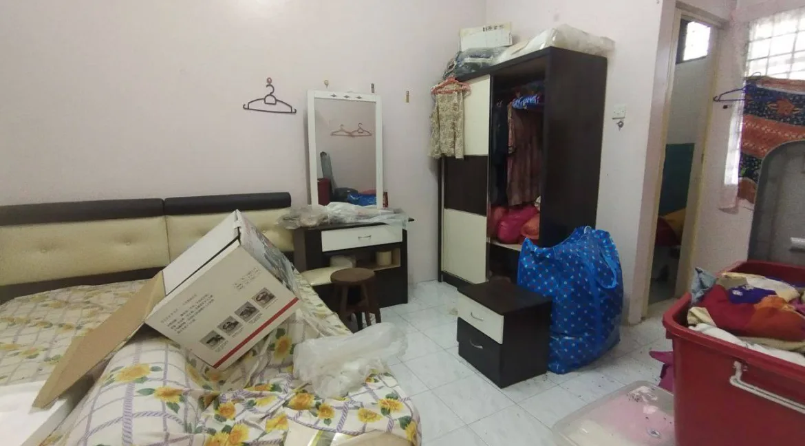 teres-setingkat-untuk-dijual-di-taman-bunga-raya-indah-kuala-kangsar-07