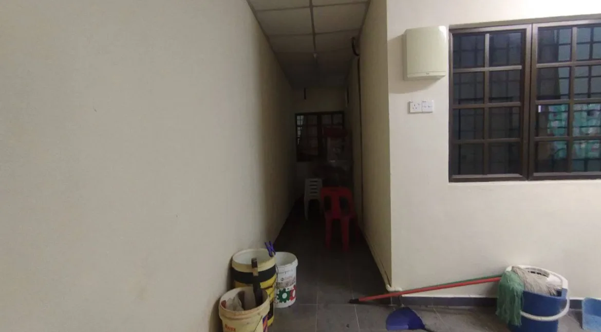 teres-setingkat-untuk-dijual-di-taman-bunga-raya-indah-kuala-kangsar-13