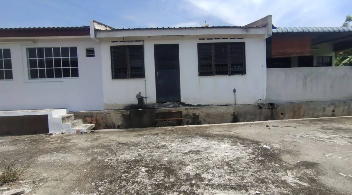 teres-setingkat-untuk-dijual-di-taman-bunga-raya-indah-kuala-kangsar-16
