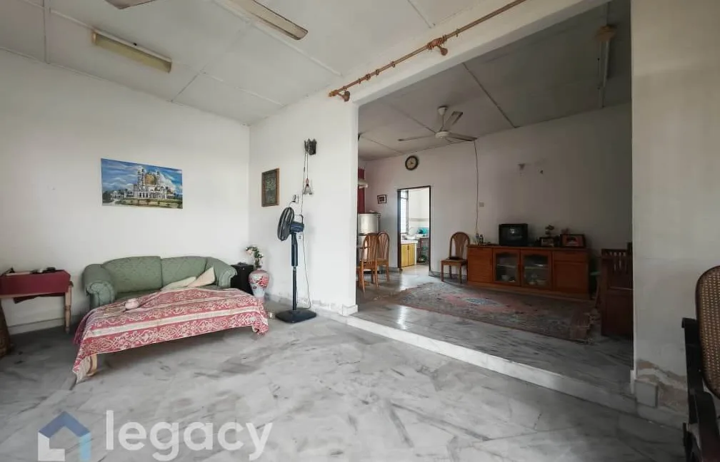 rumah-banglo-satu-tingkat-untuk-dijual-di-taman-desa-bayu-manjung-19