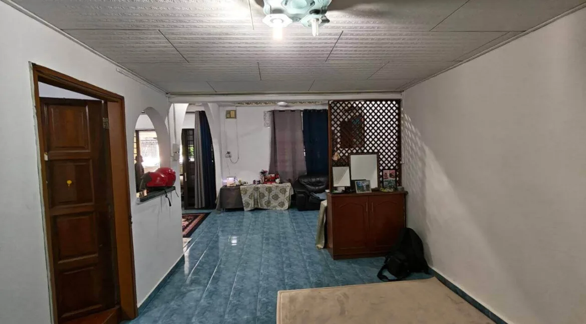 rumah-teres-1-tingkat-taman-fasa-1b-seri-manjung-05