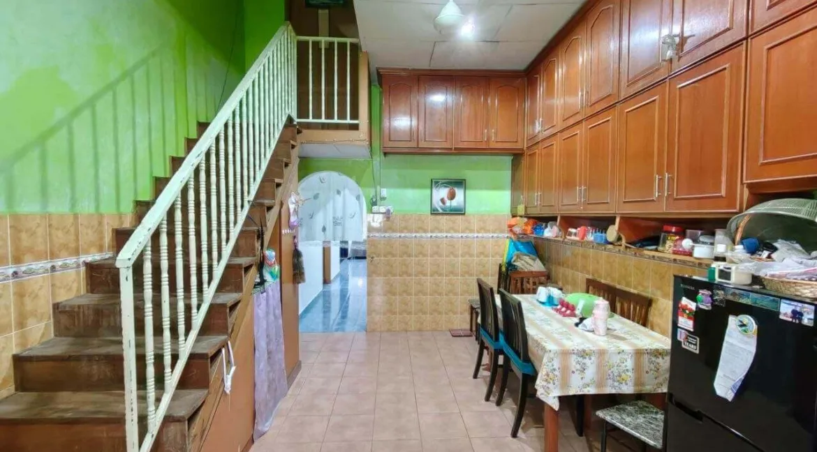 rumah-teres-1-tingkat-taman-fasa-1b-seri-manjung-09