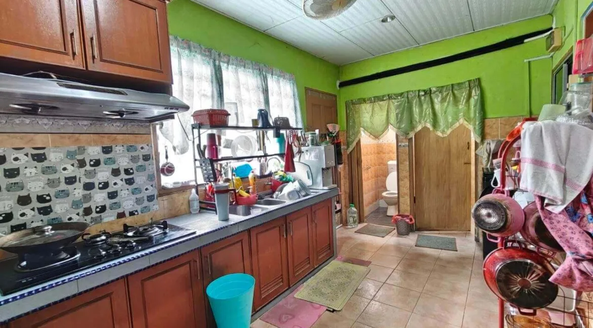 rumah-teres-1-tingkat-taman-fasa-1b-seri-manjung-13