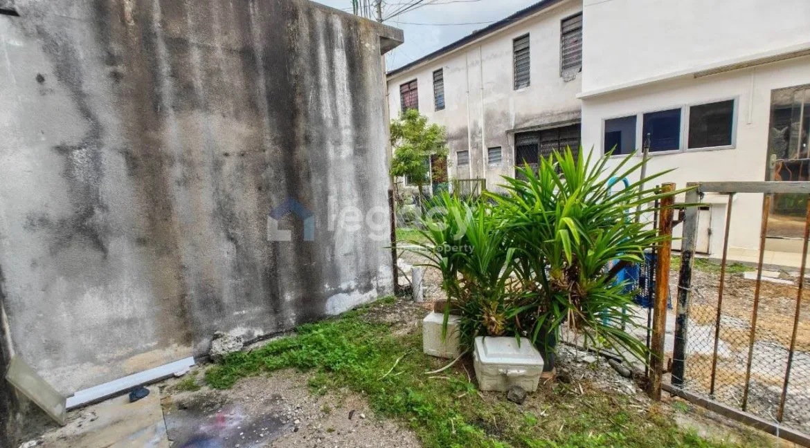 rumah-teres-2-tingkat-untuk-dijual-di-taman-samudera-manjung-07