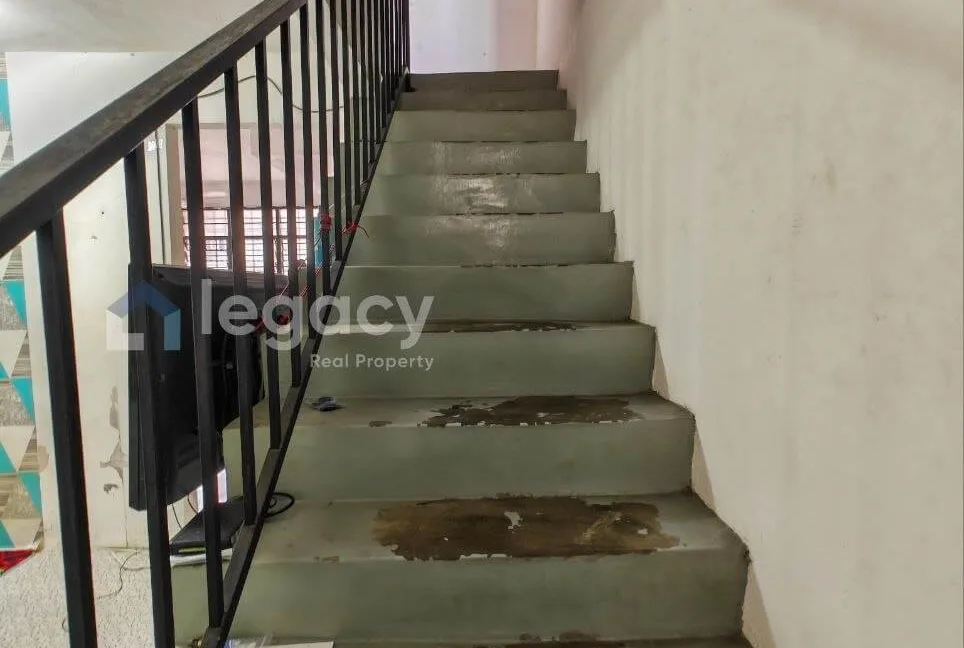 rumah-teres-2-tingkat-untuk-dijual-di-taman-samudera-manjung-08