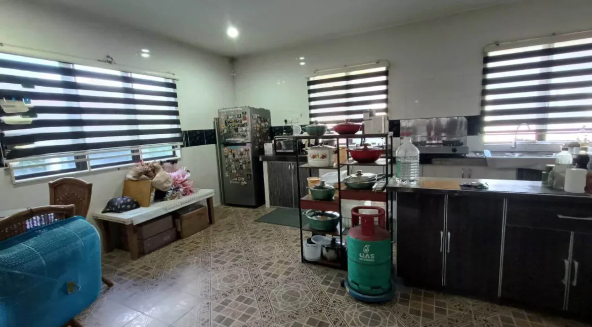 rumah-teres-setingkat-corner-lot-untuk-dijual-di-bandar-baru-seri-klebang-ipoh-15