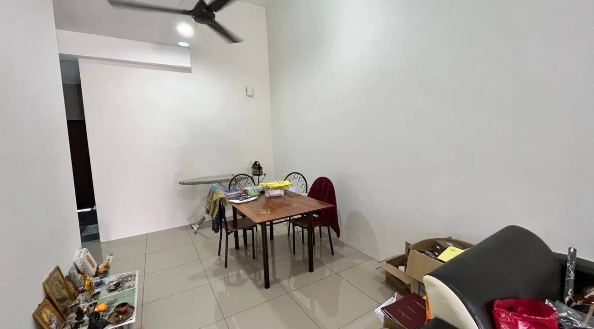 rumah-teres-setingkat-taman-emas-bidor-05