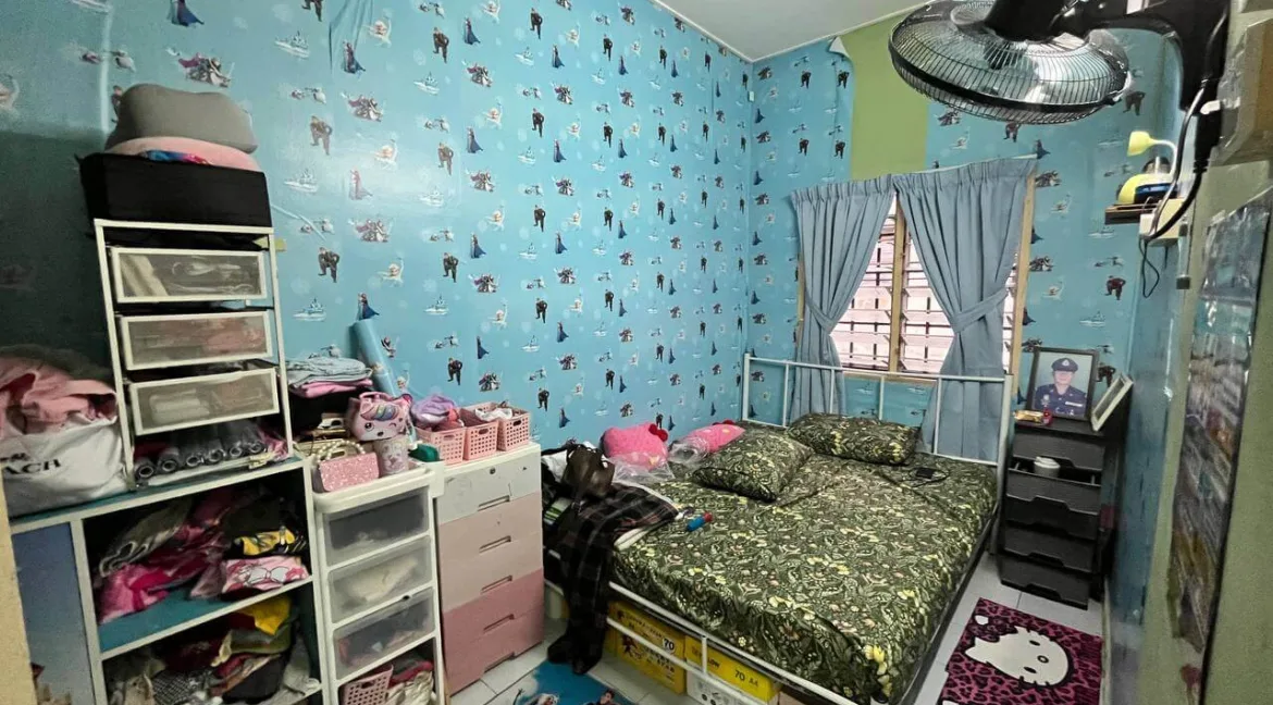 rumah-teres-setingkat-untuk-dijual-di-seri-margosa-ipoh-nn-11