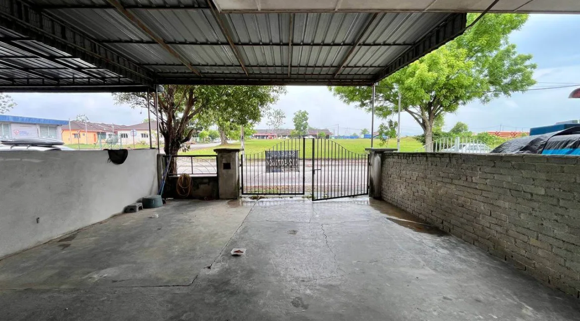 rumah-teres-setingkat-untuk-dijual-di-taman-tronoh-hijau-tronoh-nn-07