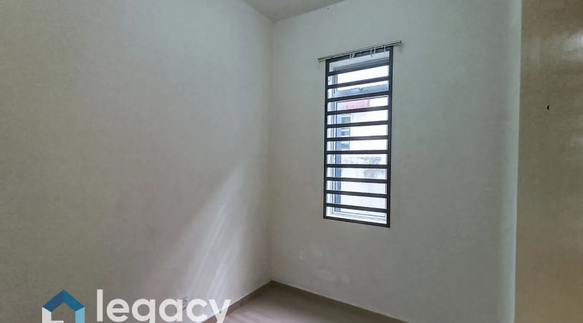 rumah-teres-taman-lahat-indah-ipoh-18