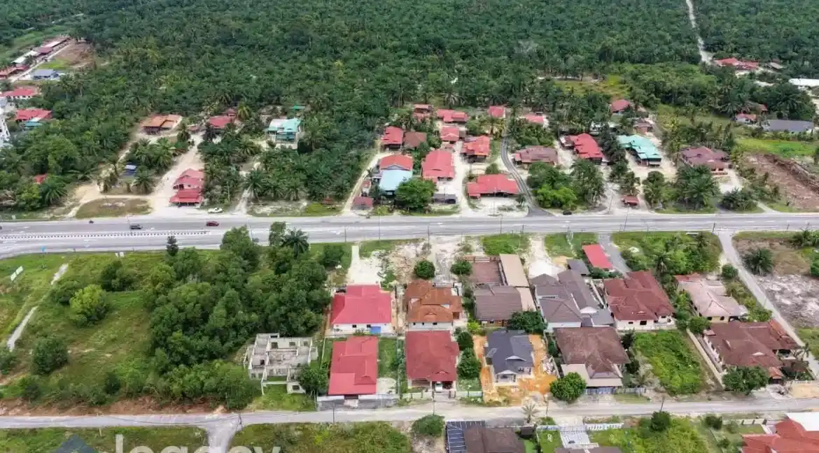 tanah-lot-banglo-kediaman-untuk-dijual-di-rpt-batu-11-lekir-manjung-01-07