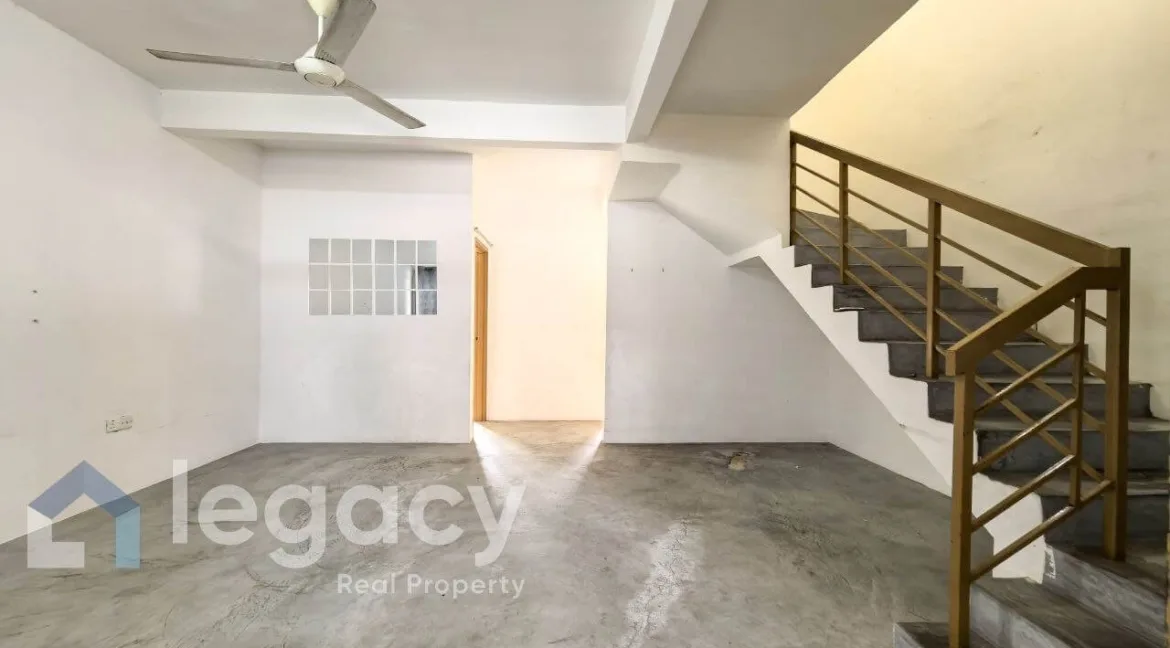 teres-dua-tingkat-taman-meru-perdana-ipoh-05