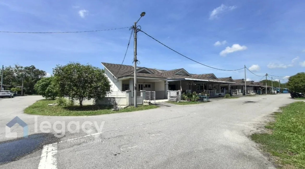 teres-setingkat-corner-lot-taman-kota-wira-kamunting-03