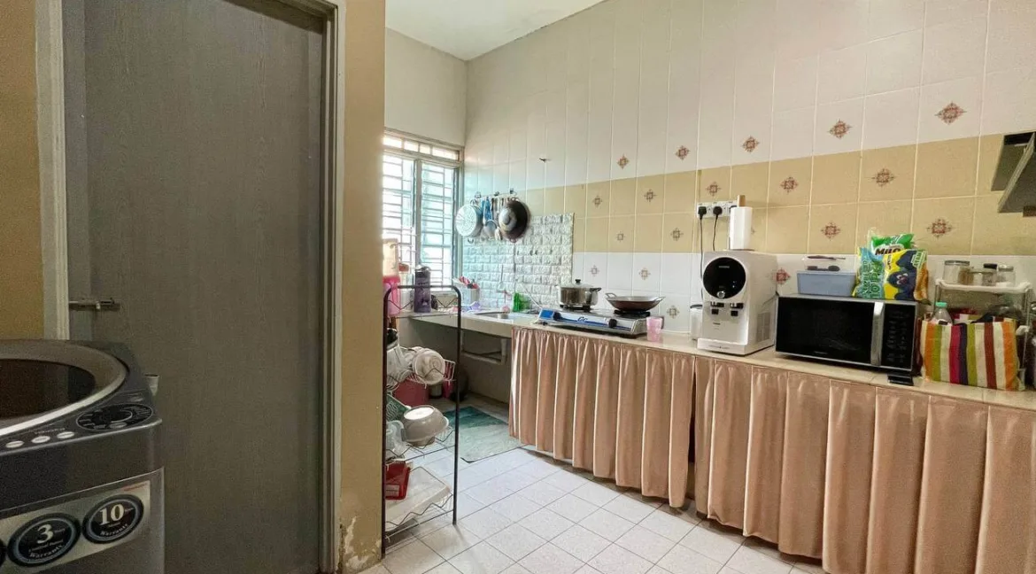 teres-setingkat-untuk-dijual-di-taman-chemor-impian-chemor-16