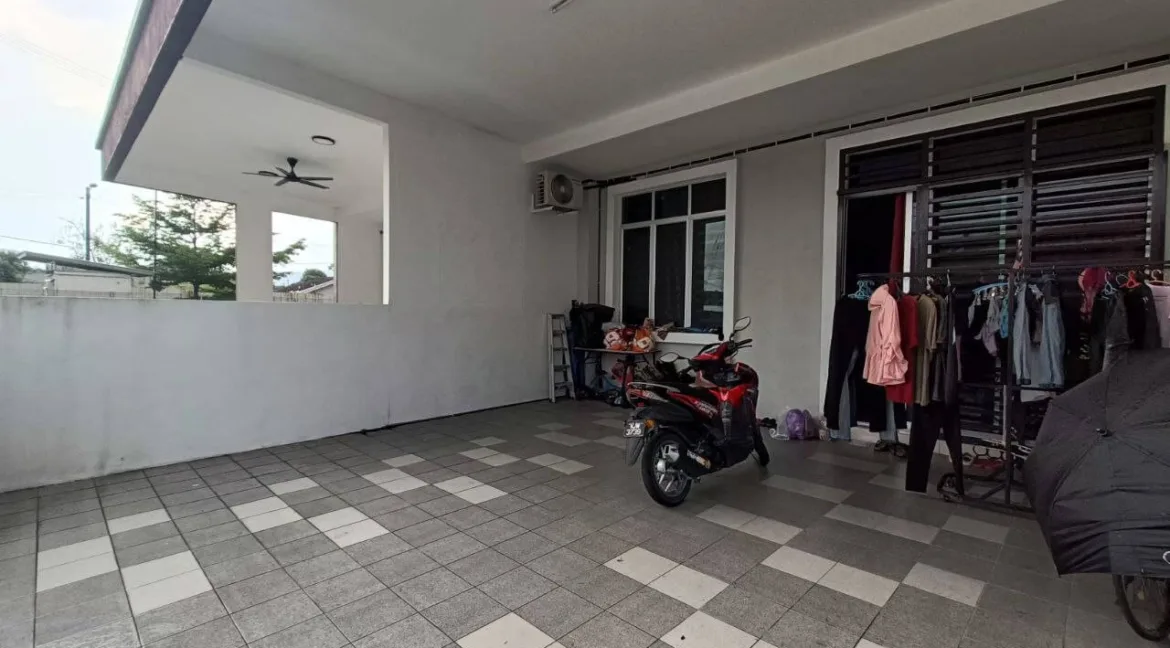 teres-setingkat-untuk-dijual-di-taman-putra-harmoni-tg-rambutan-04