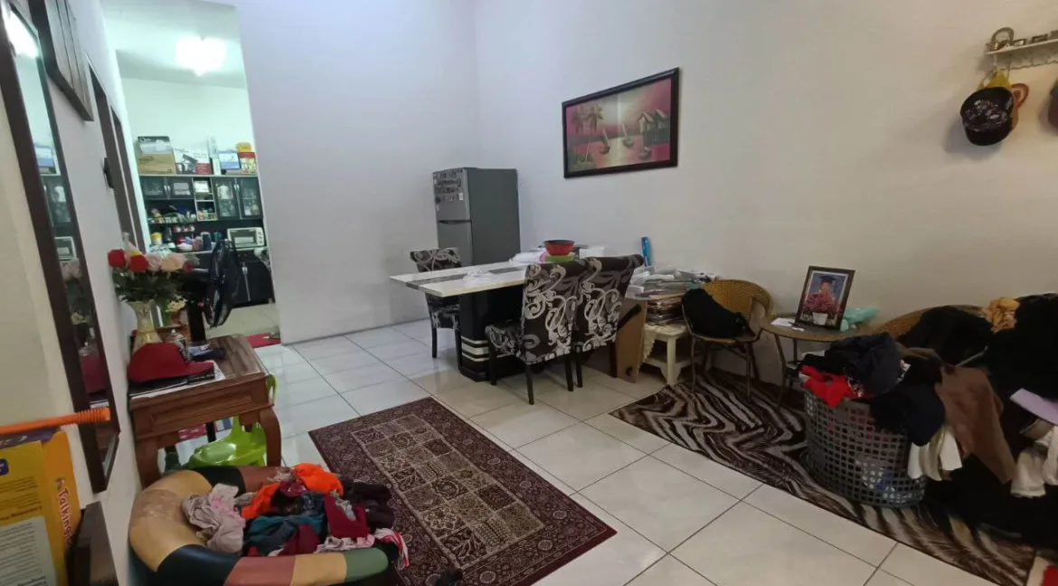 teres-setingkat-untuk-dijual-di-taman-putra-harmoni-tg-rambutan-09