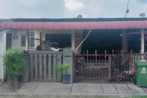 Rumah kos rendah untuk dijual di Taman Desa Pinji, Lahat, Perak