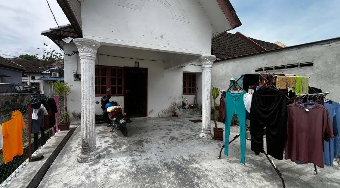 rumah-teres-setingkat-untuk-dijual-di-taman-indah-pengkalan-aor-taiping-03