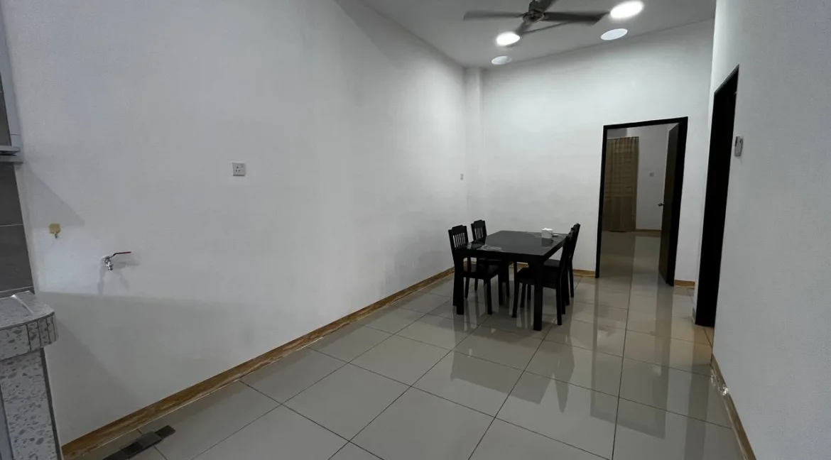 teres-setingkat-taman-emas-bidor-16