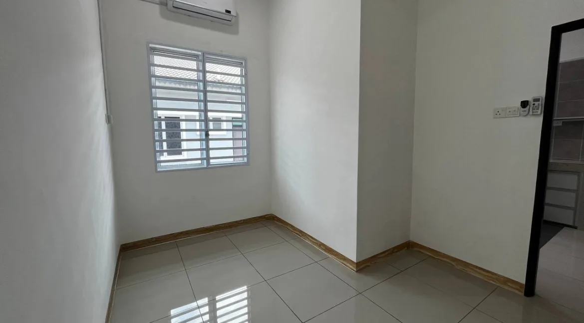 teres-setingkat-taman-emas-bidor-19