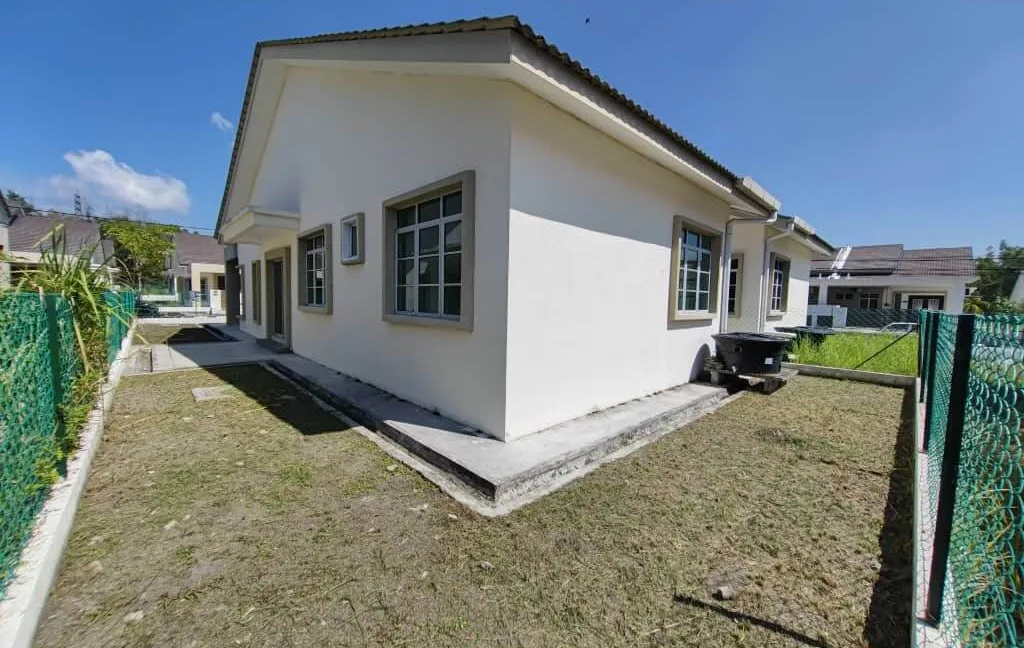 rumah-semi-d-setingkat-untuk-dijual-di-taman-metro-maya-batu-gajah-05