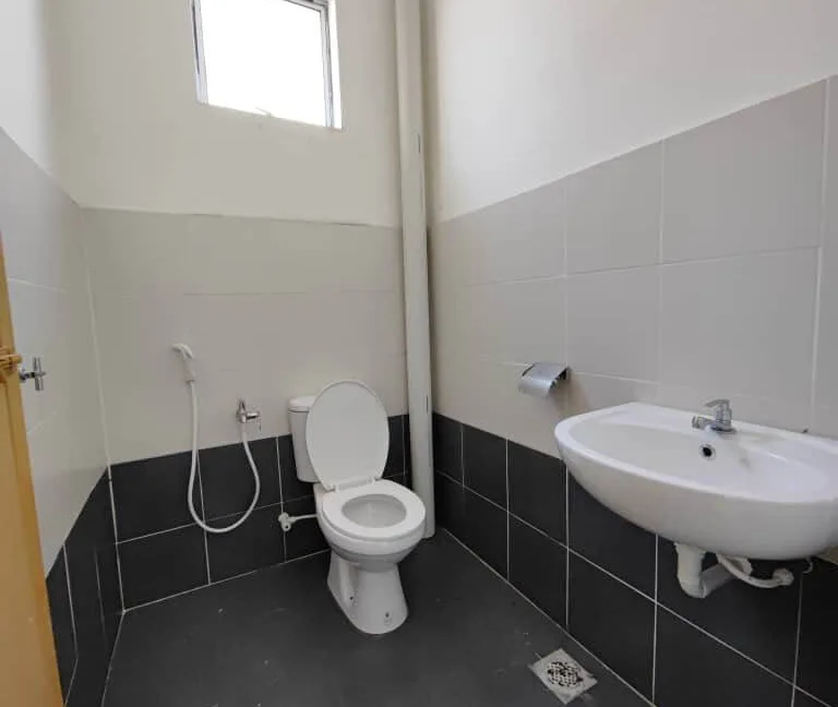 rumah-semi-d-setingkat-untuk-dijual-di-taman-metro-maya-batu-gajah-15