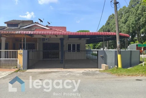 Rumah teres corner lot untuk dijual di Taman Pengkalan Makmur, Taiping, Perak