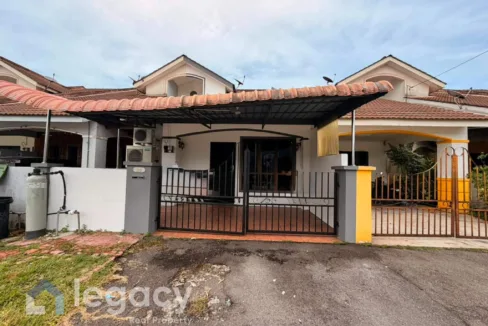 Rumah teres satu setengah tingkat untuk dijual di Halaman Meru Permai, Ipoh, Perak
