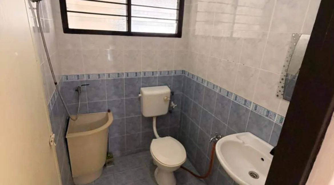rumah-teres-satu-setengah-tingkat-halaman-meru-permai-ipoh-21