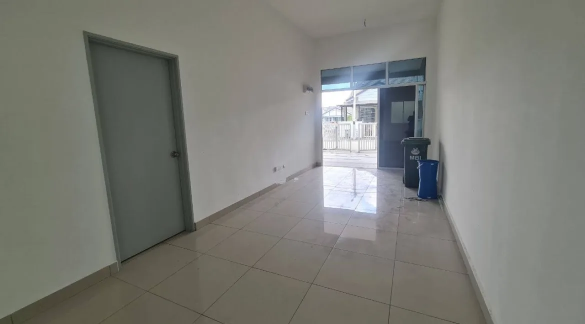 rumah-teres-satu-tingkat-end-lot-taman-klebang-pertama-ipoh-05