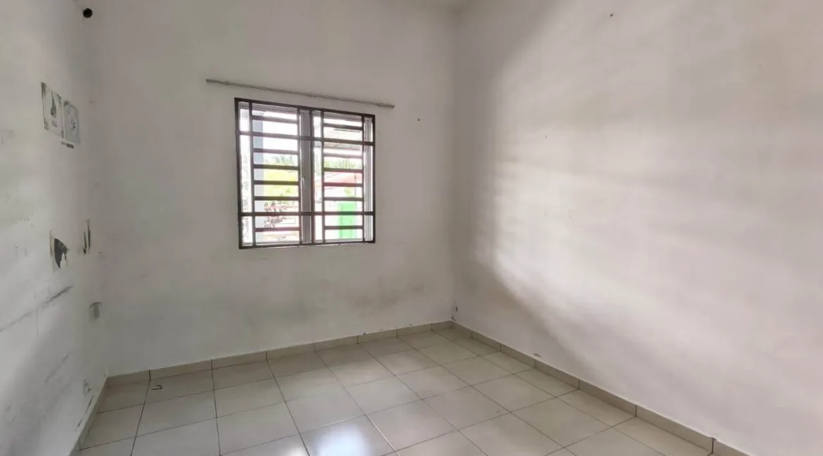 rumah-teres-setingkat-untuk-dijual-di-taman-bakti-tapah-14