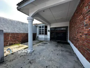 Rumah teres setingkat untuk dijual di Taman Melor, Teluk Intan, Perak