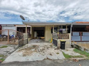 Rumah teres setingkat untuk dijual di Taman Meru 3C, Ipoh, Perak