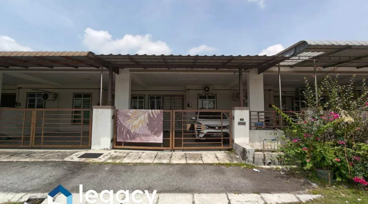 Rumah teres setingkat untuk dijual di Taman Metro Pengkalan, Batu Gajah, Perak