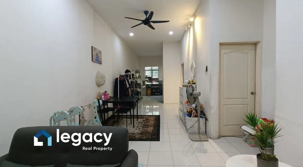 rumah-teres-setingkat-untuk-dijual-di-taman-metro-pengkalan-batu-gajah-10