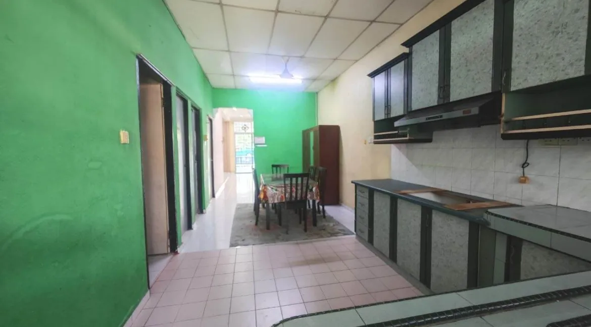 rumah-teres-untuk-dijual-di-fasa-3c-manjung-11