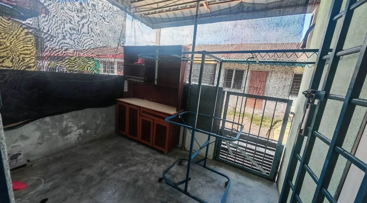 rumah-teres-untuk-dijual-di-fasa-3c-manjung-12