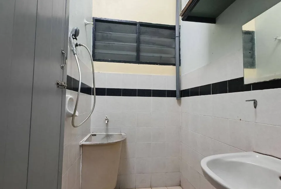 rumah-teres-untuk-dijual-di-fasa-3c-manjung-16