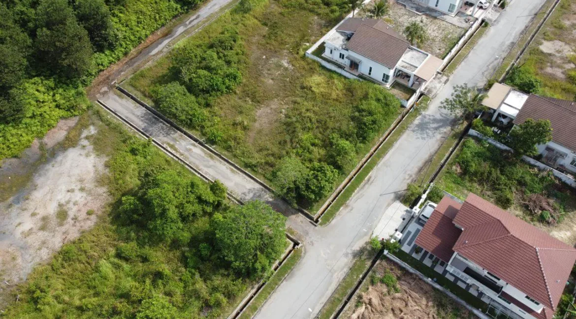 tanah-lot-banglo-untuk-dijual-di-taman-raia-savanah-batu-gajah-nn-03