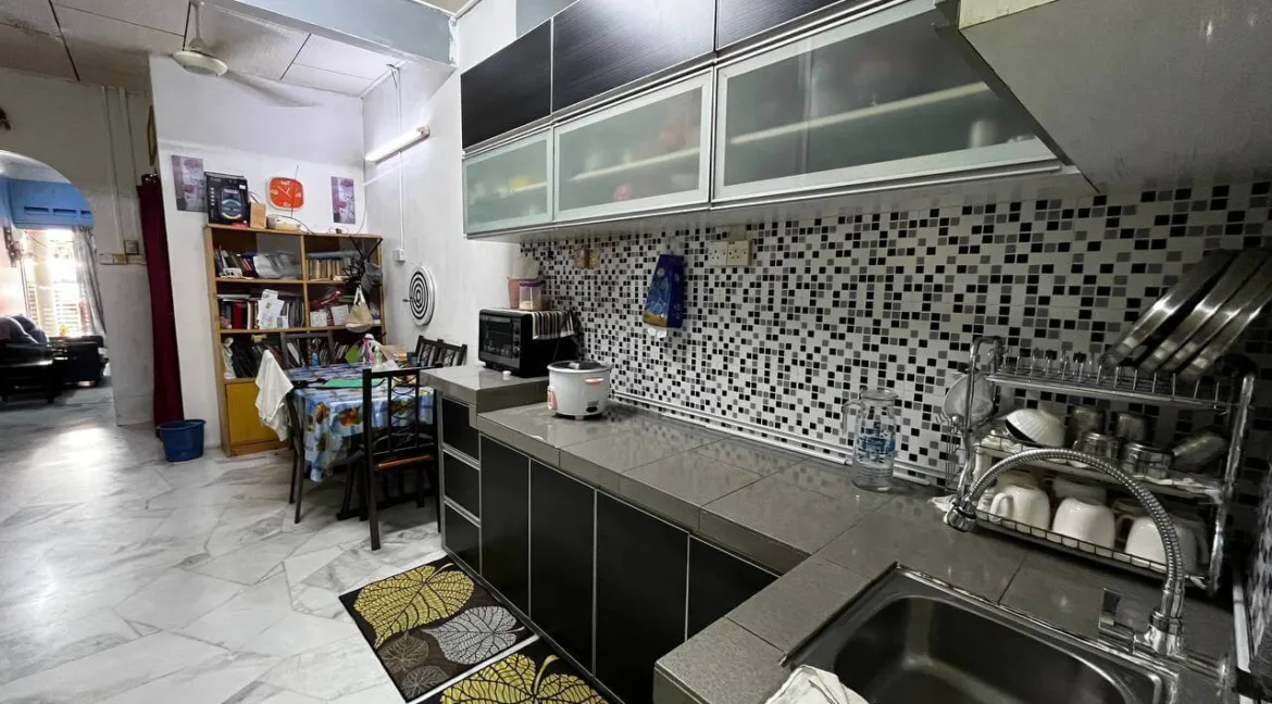 teres-setingkat-untuk-dijual-di-taman-sungai-mas-taiping-12