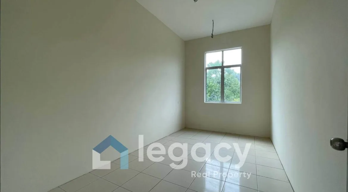 banglo-setingkat-corner-lot-taman-seri-kiambang-lenggong-21