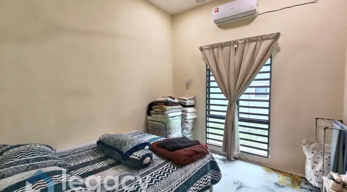 banglo-setingkat-untuk-dijual-di-taman-chepor-sentosa-chemor-11
