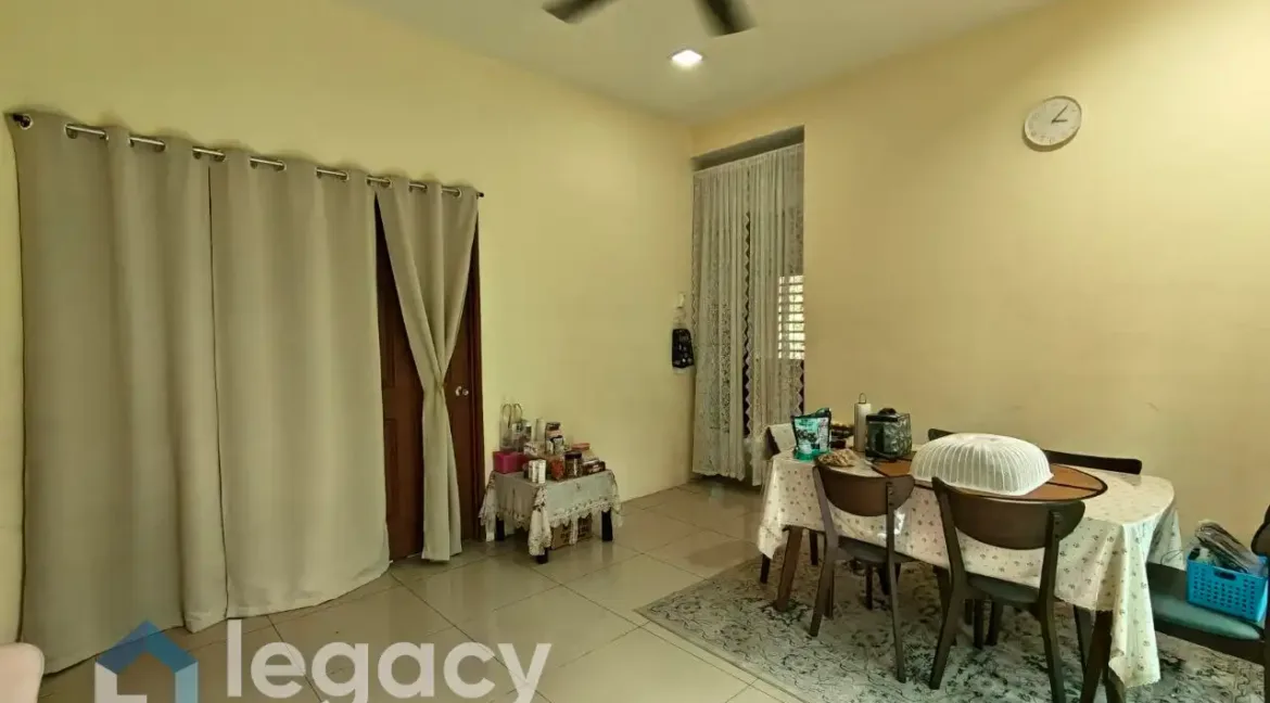 banglo-setingkat-untuk-dijual-di-taman-chepor-sentosa-chemor-12