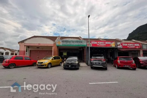Rumah kedai untuk dijual di Taman Rekreasi Tambun, Ulu Kinta, Perak