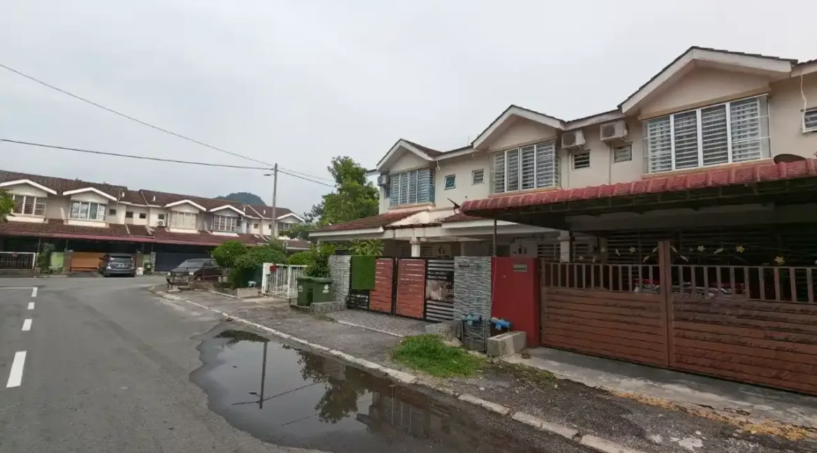 rumah-teres-2-tingkat-untuk-dijual-di-taman-pakatan-jaya-ipoh-02