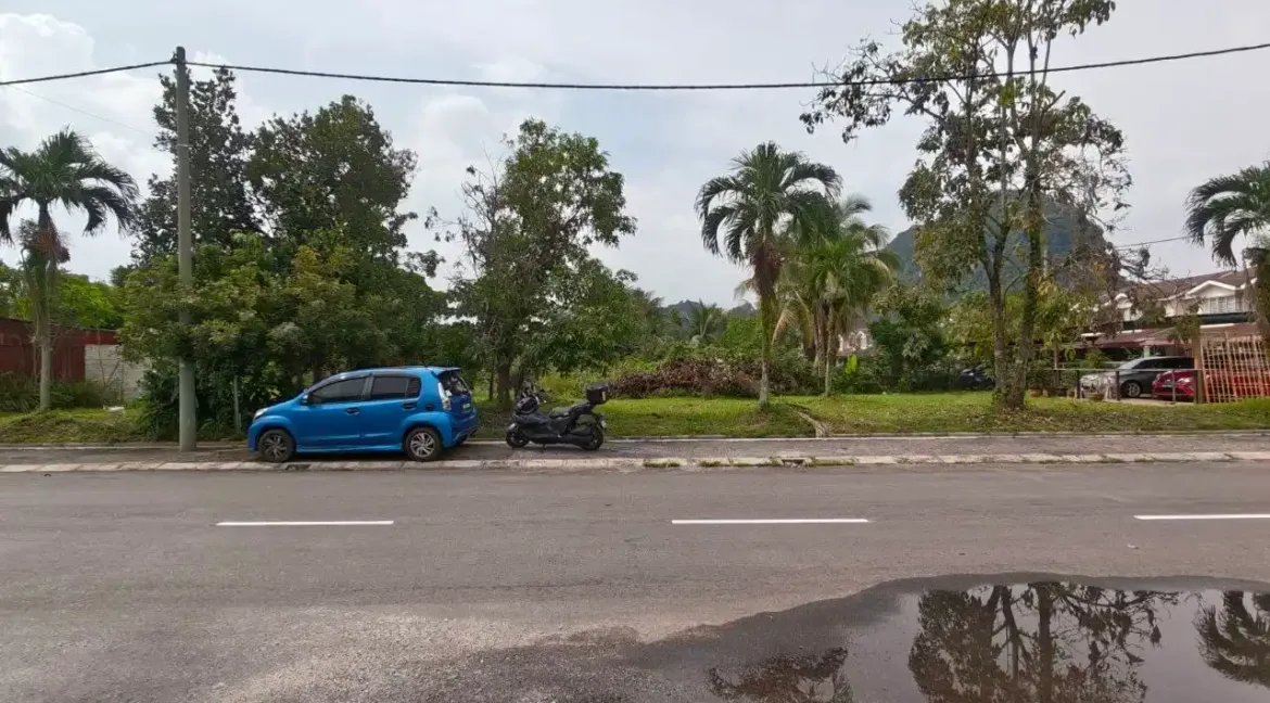 rumah-teres-2-tingkat-untuk-dijual-di-taman-pakatan-jaya-ipoh-04