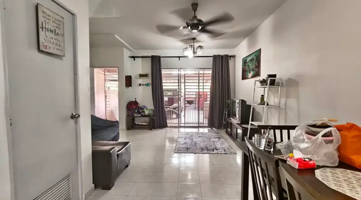 rumah-teres-2-tingkat-untuk-dijual-di-taman-pakatan-jaya-ipoh-09